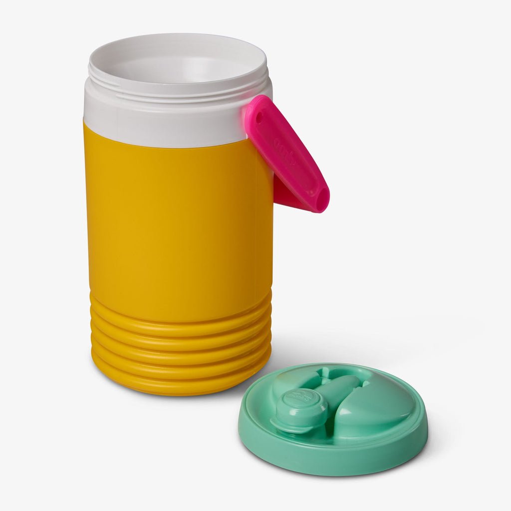 Igloo Retro Half Gallon Jug