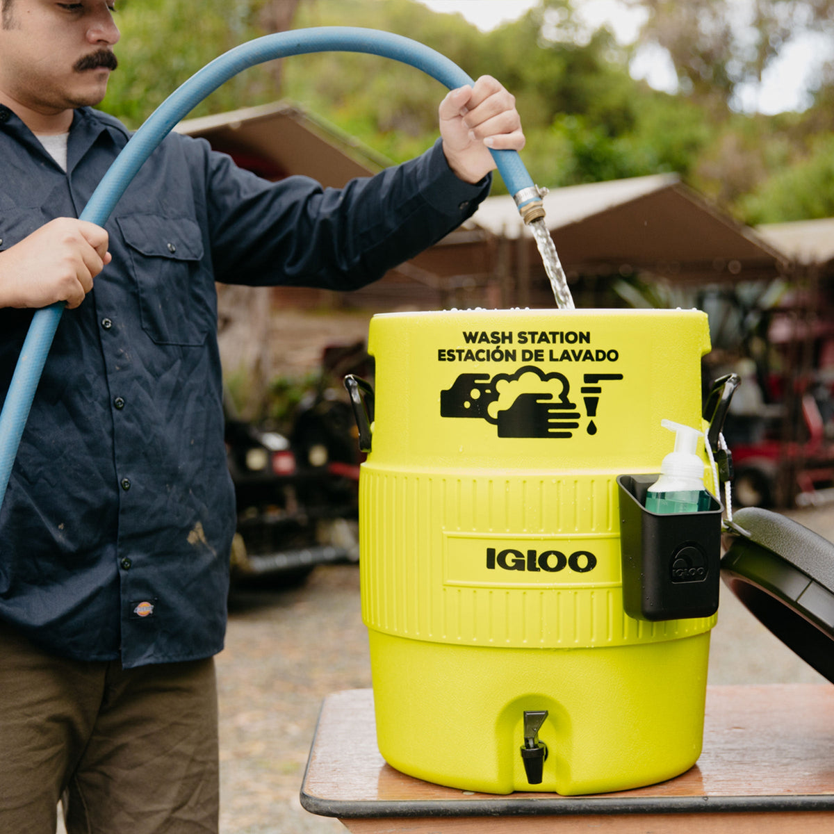 Igloo 5 Gallon Handwash Station