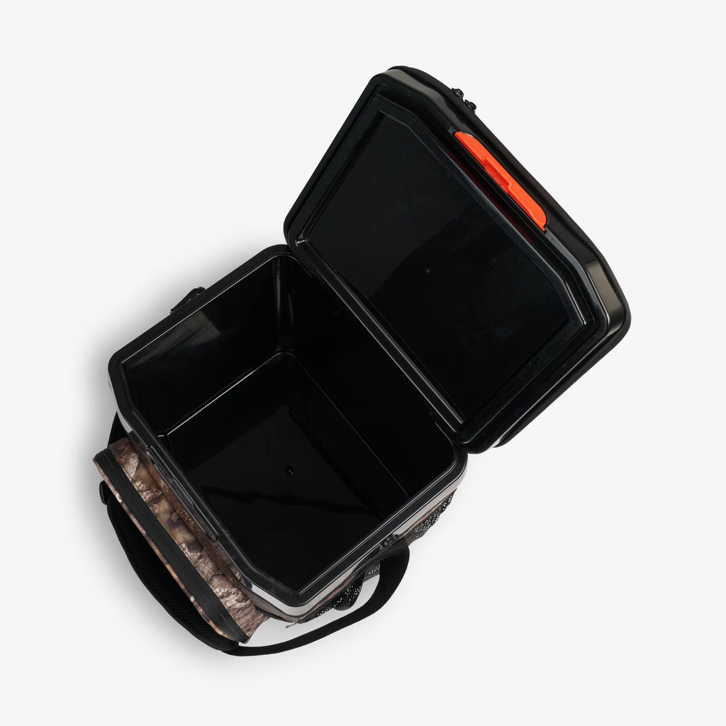 Igloo Realtree APX® Cool Fusion 26-Can Cooler Bag