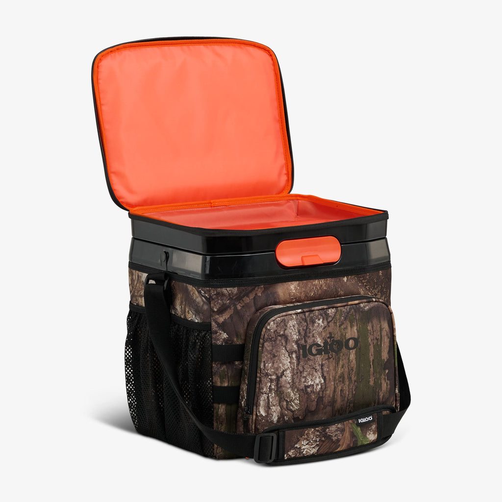 Igloo Realtree APX® Cool Fusion 26-Can Cooler Bag