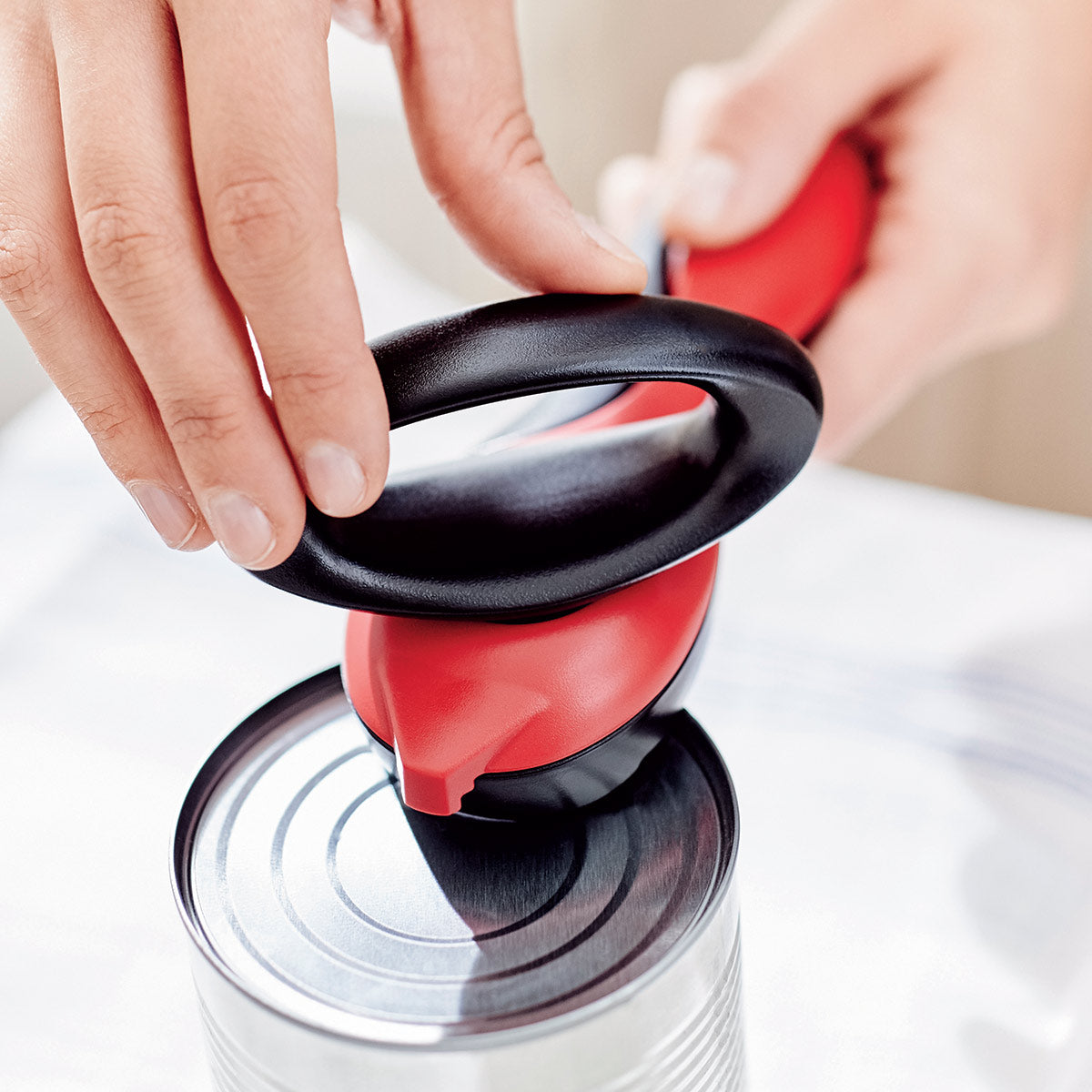 Tupper Ware Can Opener