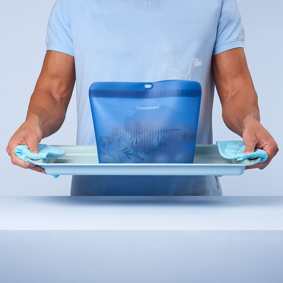 Tupper Ware Ultimate Silicone Stand-Up Bag | Large