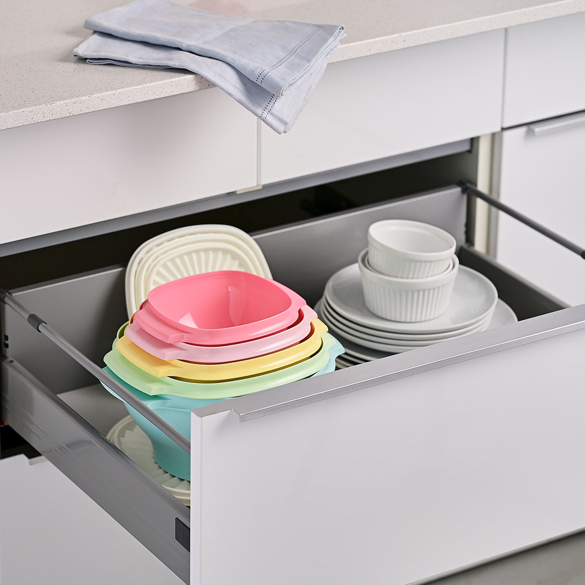 Tupper Ware Vintage Servalier® | 36-Piece Set