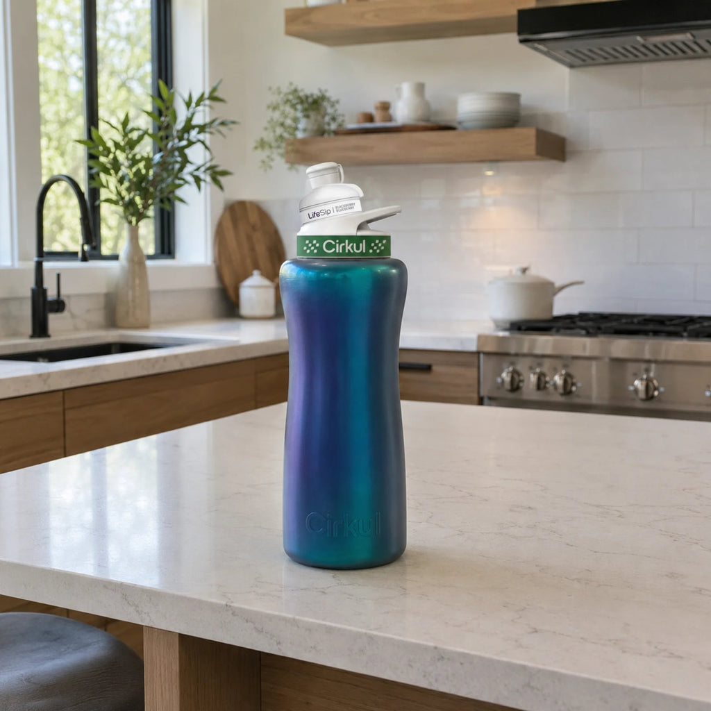 Cirkul 32oz. Chameleon Stainless Steel Bottle Starter Kit
