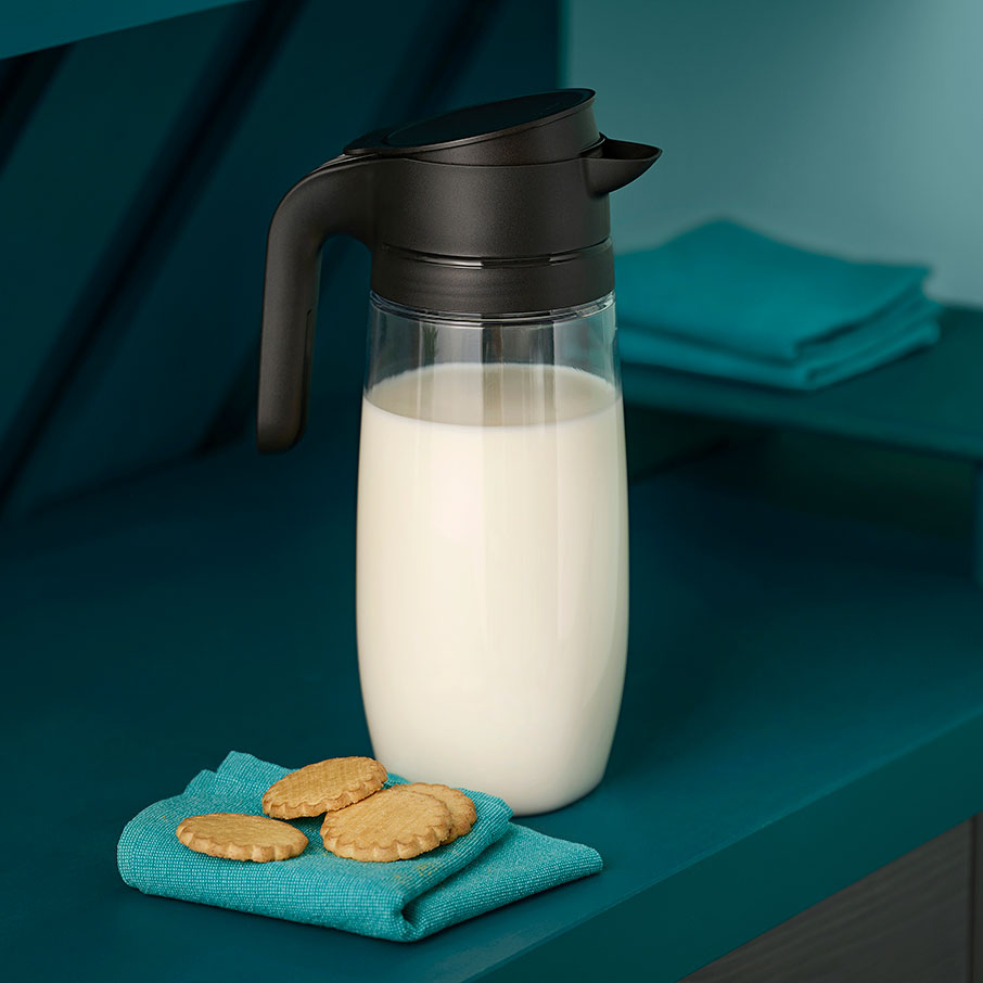 Tupper Ware Clearly Elegant® Pitcher
