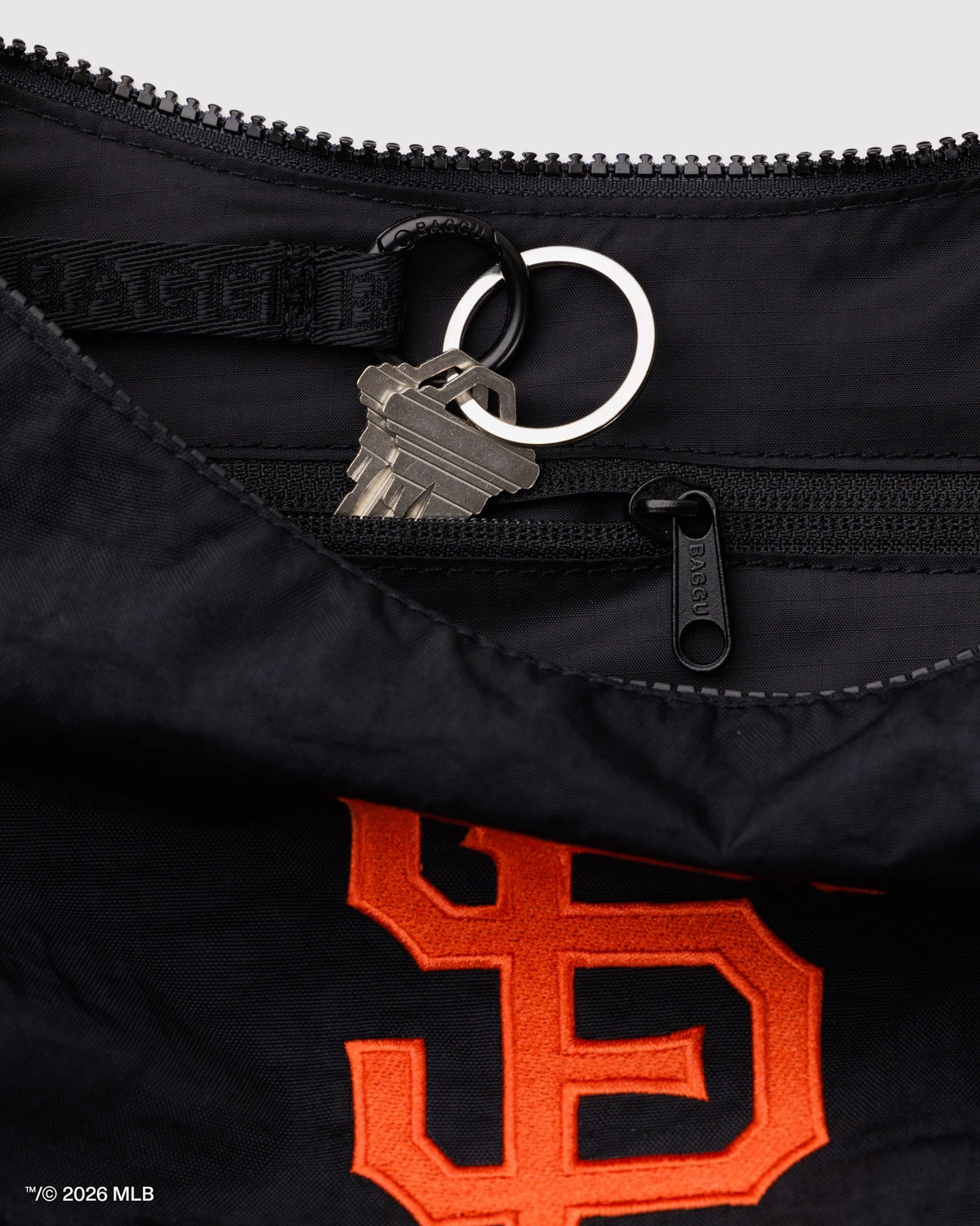 Baggu Medium Nylon Crescent Bag