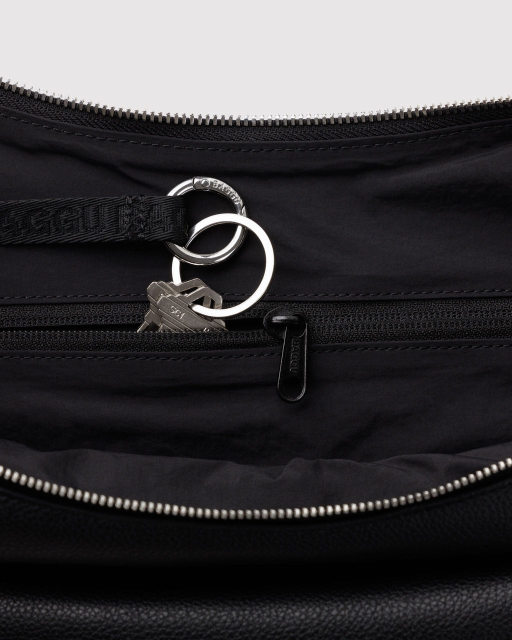 Baggu Medium Recycled Leather Flat Crescent