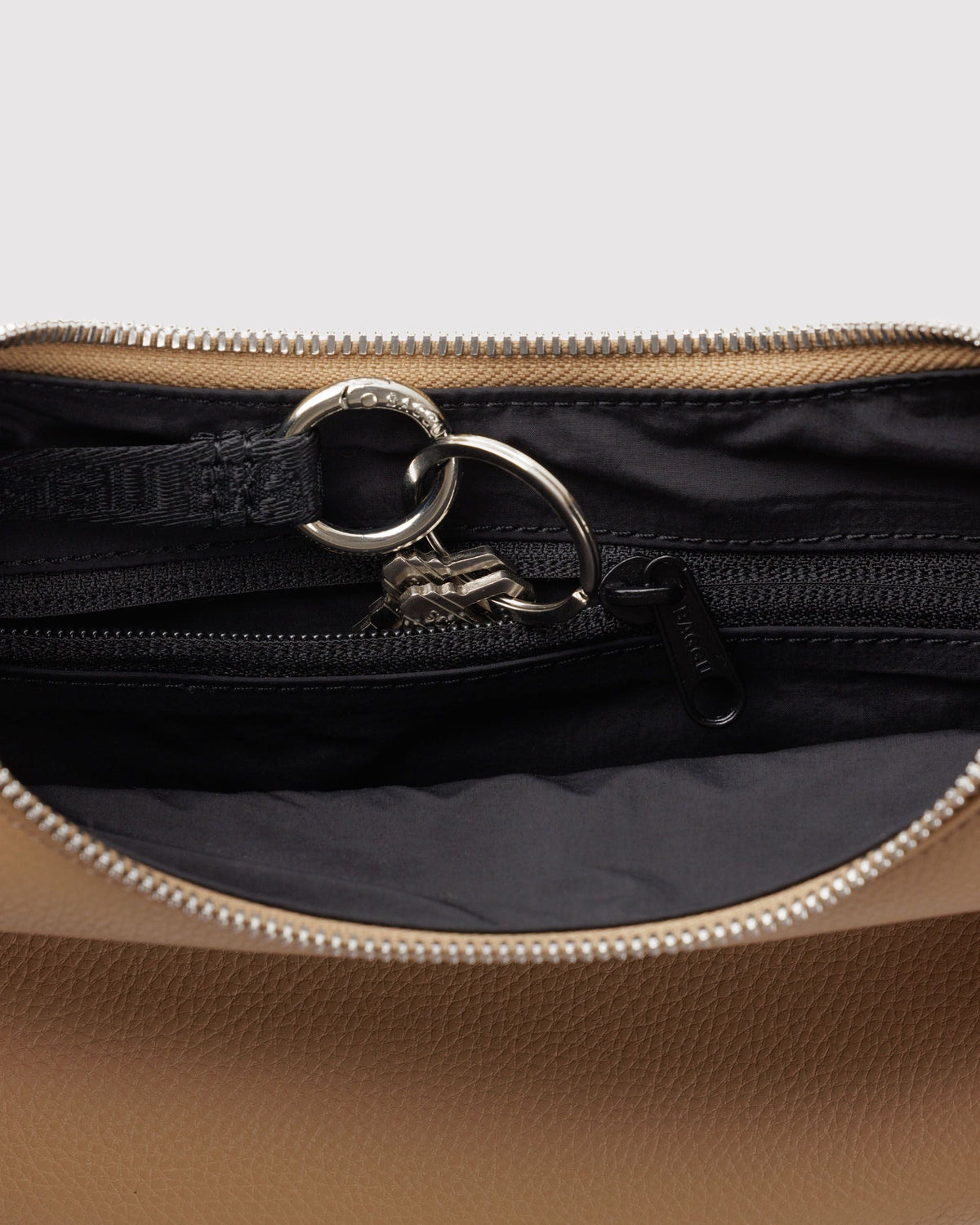 Baggu Small Recycled Leather Flat Crescent