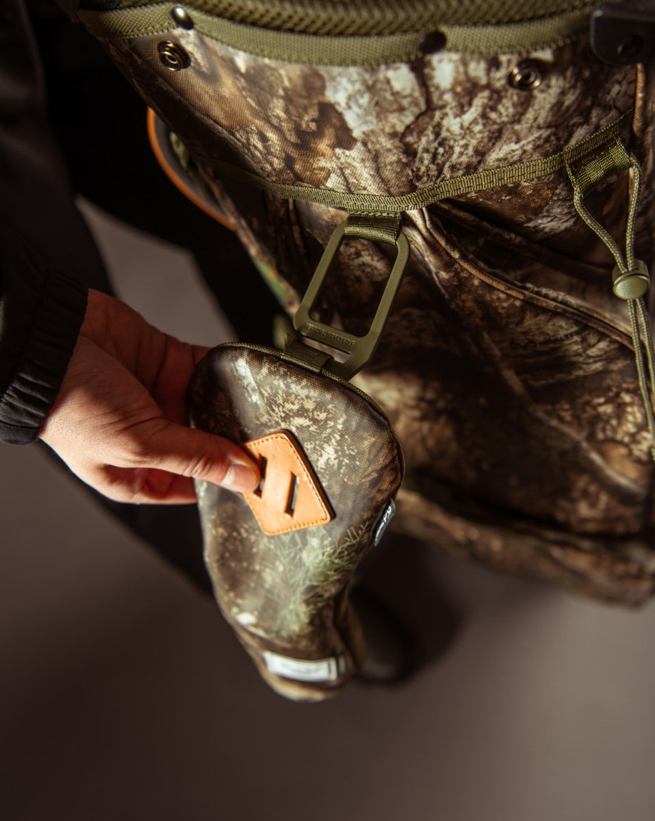 Herschel Supply Co Realtree® Herschel Heritage™ Hybrid Head Cover
