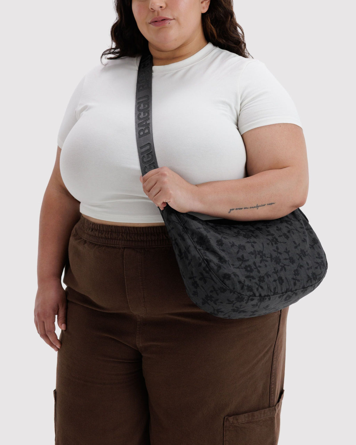 Baggu Medium Nylon Crescent Bag
