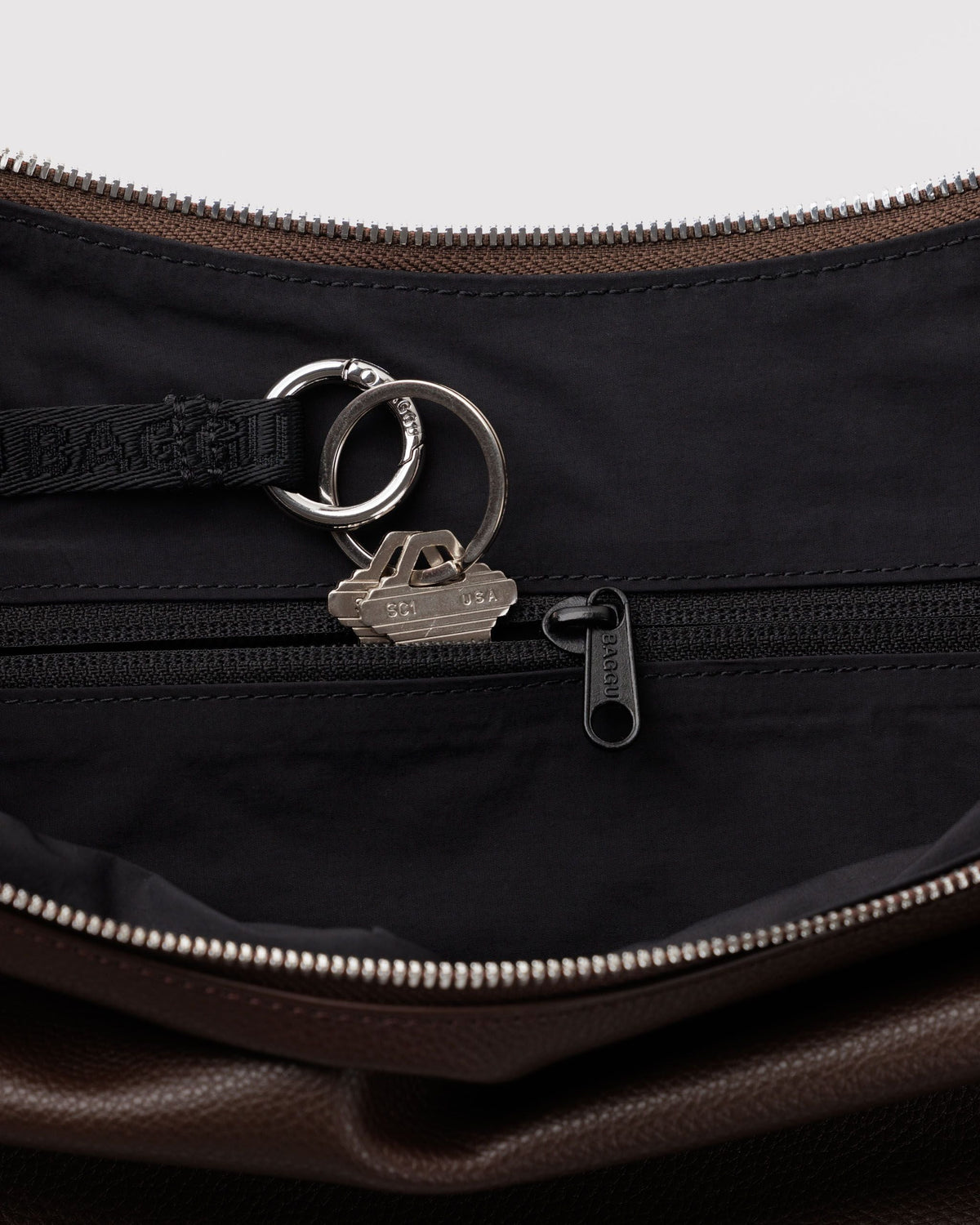 Baggu Medium Recycled Leather Flat Crescent